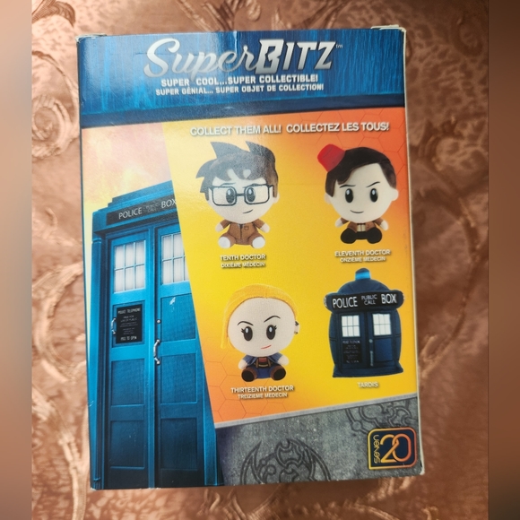 SuperBitz Tardis Collectible - Picture 2 of 3